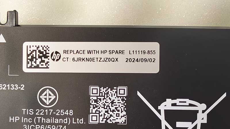 Etiqueta de batería HP original con referencia Spare L11119-855 y código de trazabilidad